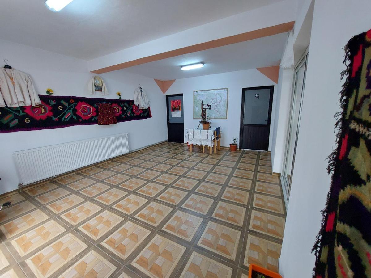 Pensiune Agroturistica "Casa Teodora" Budesti  Екстер'єр фото