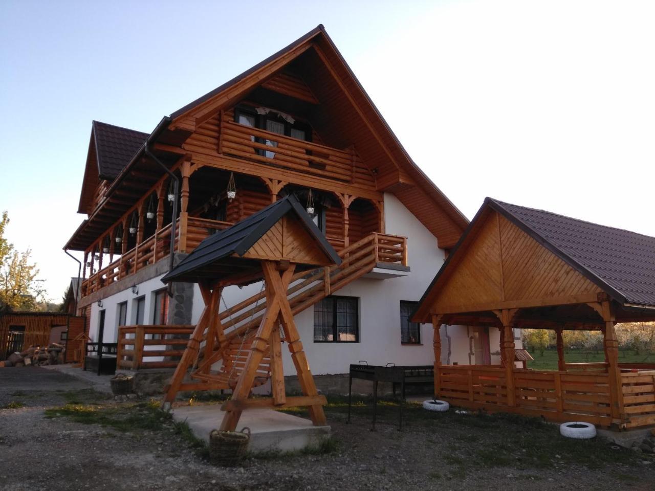 Pensiune Agroturistica "Casa Teodora" Budesti  Екстер'єр фото