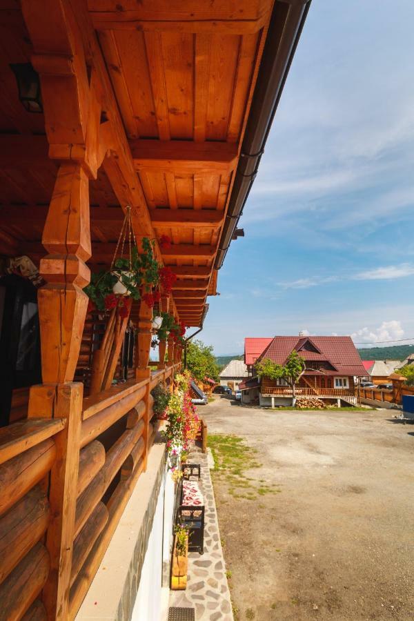 Pensiune Agroturistica "Casa Teodora" Budesti  Екстер'єр фото